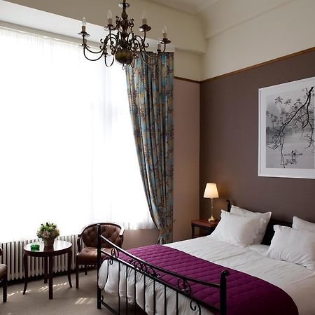 Hotel Antwerp Billard Palace Rum bild