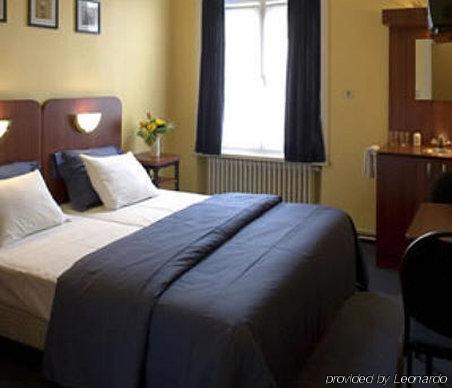 Hotel Antwerp Billard Palace Rum bild
